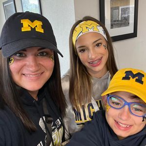 Meet your Posher, Elizabeth